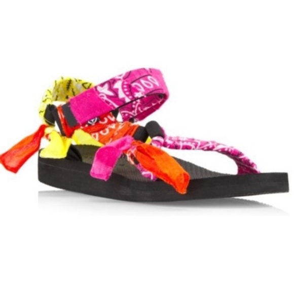 NEW Arizona Love Trekky Paisley Print Bandana Colorful Pink Orange Sandals Sz 36 - Picture 1 of 4